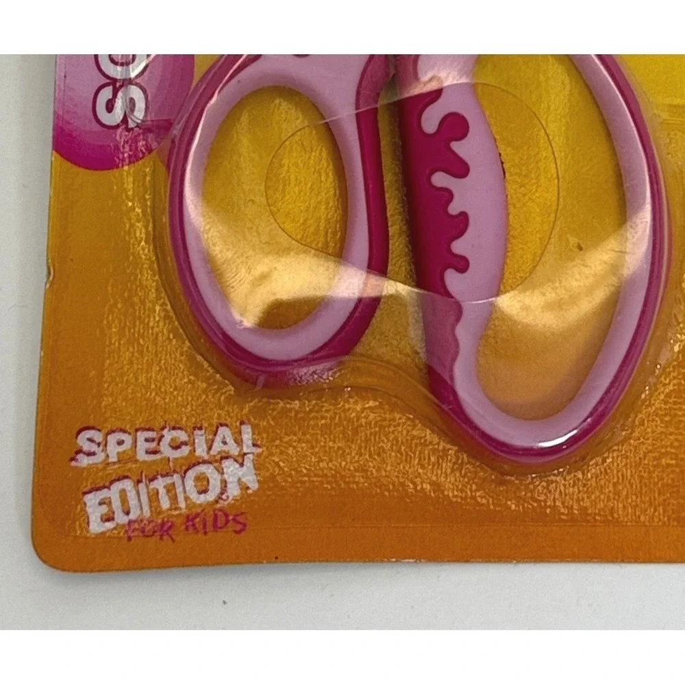 Fiskars Scissors Kids S/M Pink Special Edition SoftGrip Blunt Tip Safety Edge